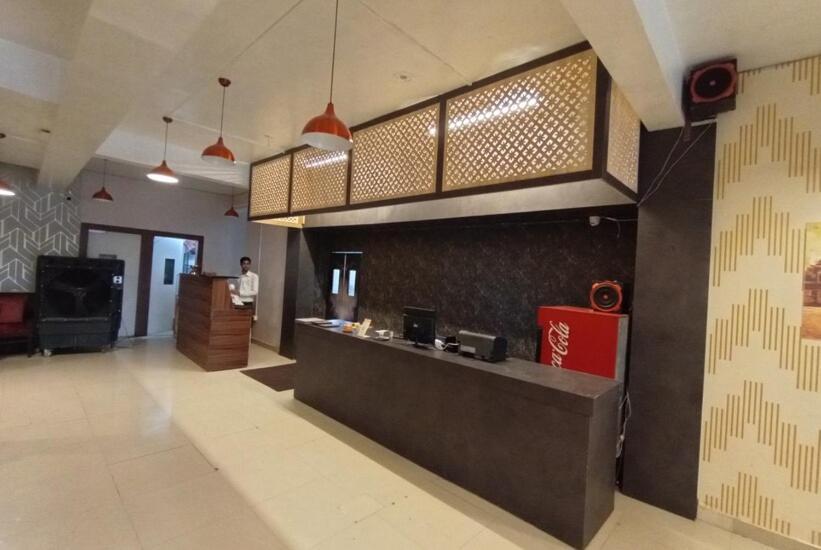 Hotel Lakeview By Bookingcare Chhatarpur Eksteriør billede